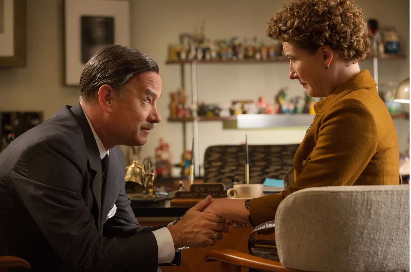 Autora de Mary Poppins odiava filme da Disney: “Ficou muito legal” 2 Cena de Walt nos Bastidores de Mary
