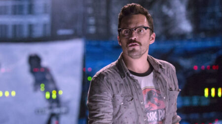 Jake Johnson comoLowery em Jurassic World (Reprodução)