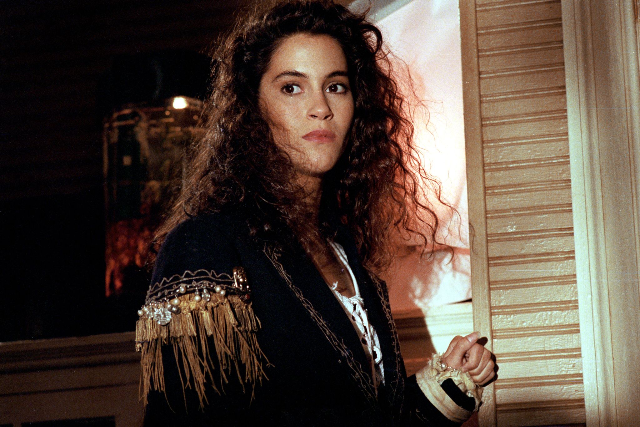10 atores que poderiam ter feito parte do elenco de Friends 9 Jami Gertz em cena de Garotos Perdidos