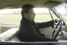 Jensen Ackles como Dean Winchester em The Winchesters (Reprodução)
