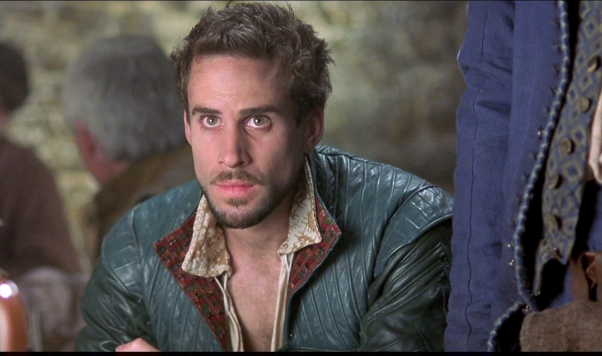Ator precisou tocar piano por horas para filme, mas teve cenas dubladas 1 Joseph Fiennes