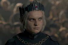 Tom Glynn-Carney como Aegon II Targaryen em A Casa do Dragão (Reprodução / HBO)