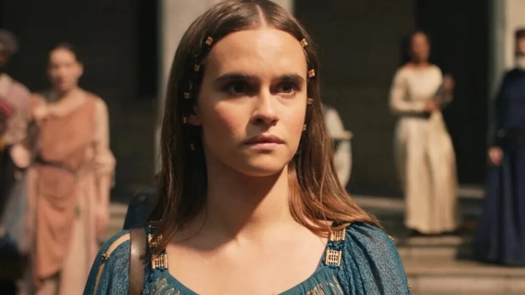 Os Anéis de Poder: Atriz discute a ambição de Eärien Emma Horvath como Eärien em O Senhor dos Anéis: Os Anéis de Poder (Reprodução / Prime Video)