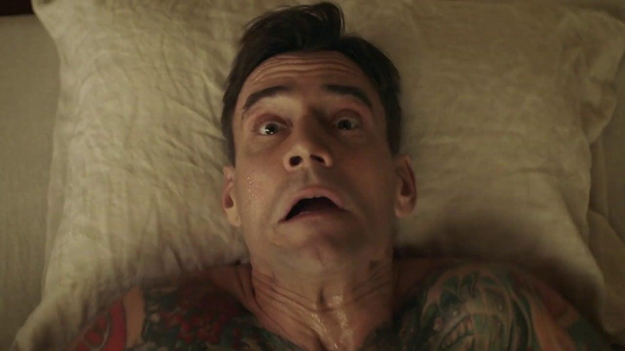 A Garota do Terceiro Andar | O final, explicado 1 CM Punk como Don Koch em A Garota do terceiro Andar (Reprodução)