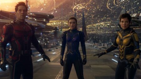 Scott (Paul Rudd), Cassie (Kathryn Newton) e Hope (Evangeline Lilly) em Homem-Formiga e a Vespa: Quantumania (Reprodução / Marvel)