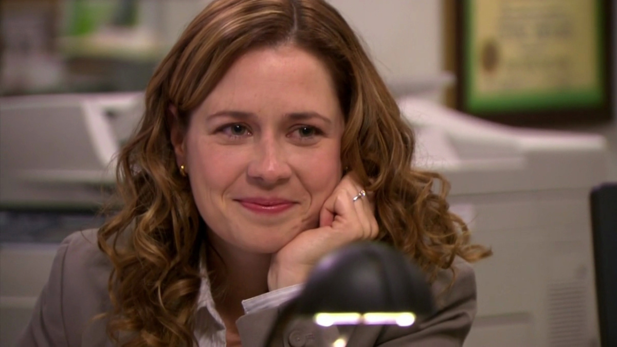 Jenna Fischer como Pam em The Office (Reprodução)