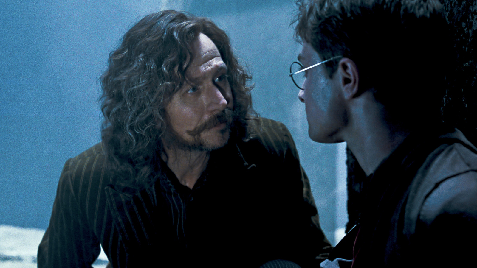 Tom Felton revela inveja de Daniel Radcliffe em livro 1 l intro 1641223883