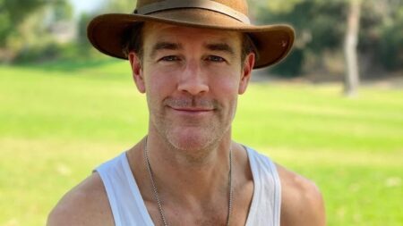 Como ator de Dawson’s Creek reagiu ao descobrir que virou meme? James Van Der Beek (Reprodução)