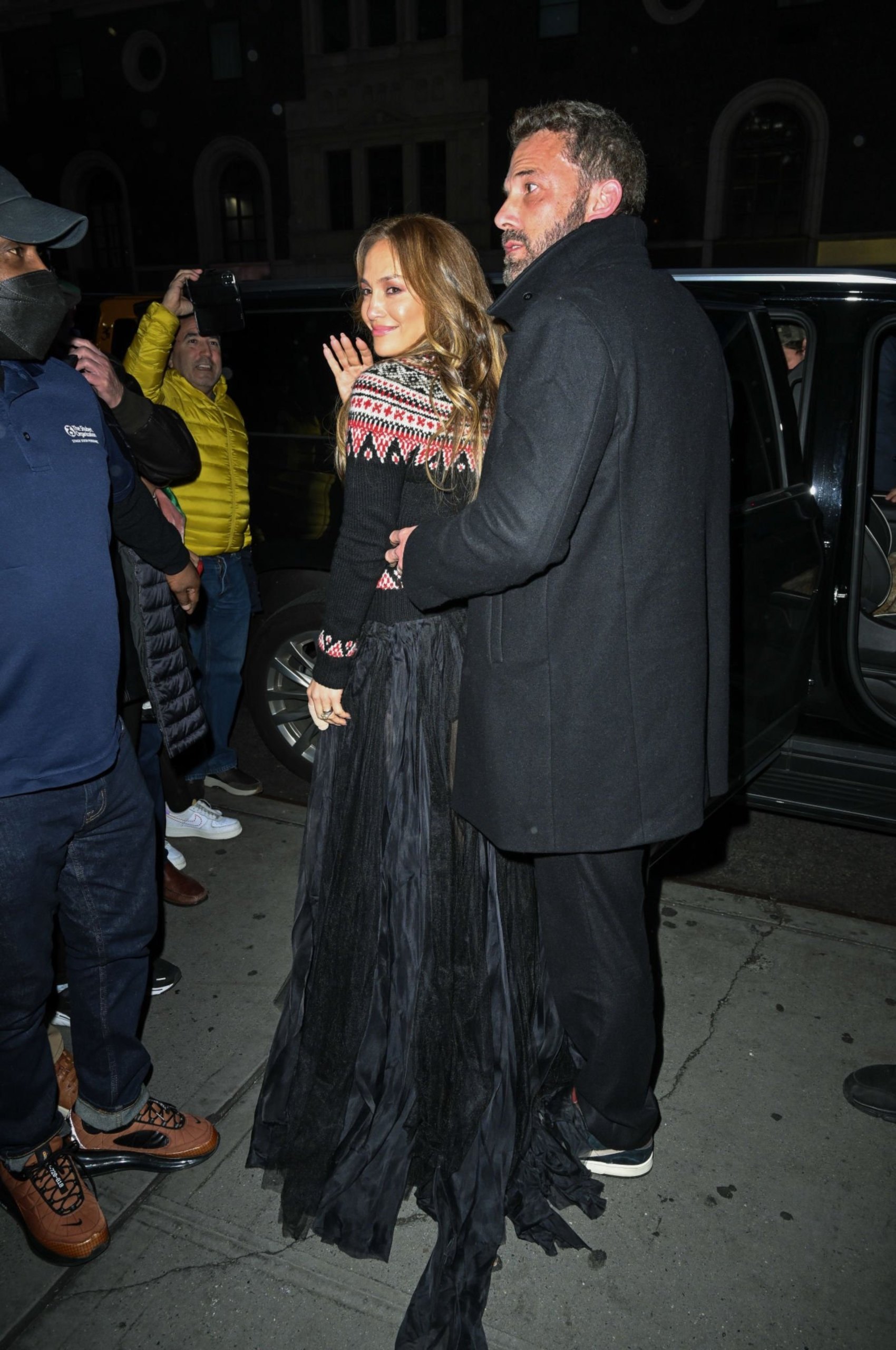 Jennifer Lopez e Ben Affleck curtem noite de amor e são flagrados 2 Jennifer Lopez e Ben Affleck (Reprodução Twitter)
