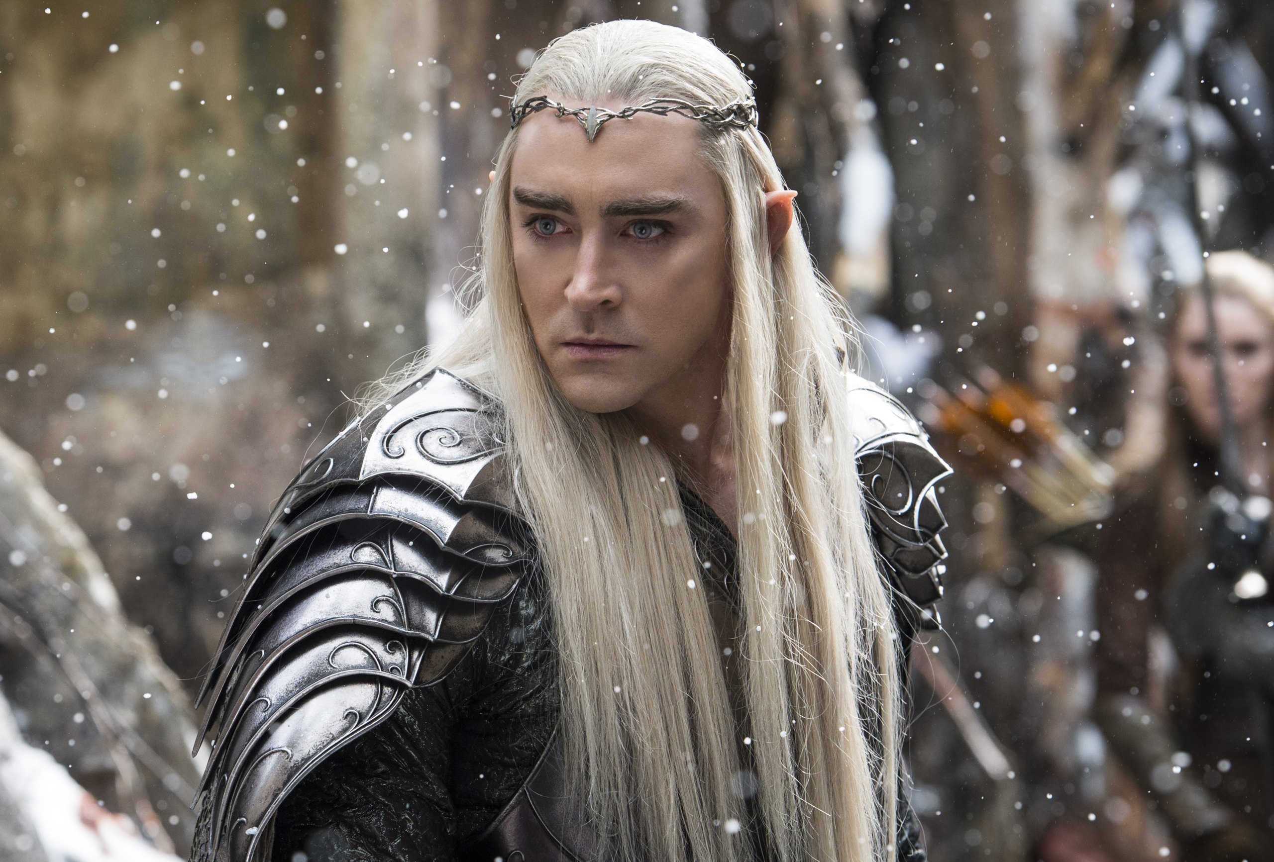 Ator de O Hobbit jura que já teve contato com elfos de verdade 1 Lee Pace como Thranduil em O Hobbit (Reprodução)