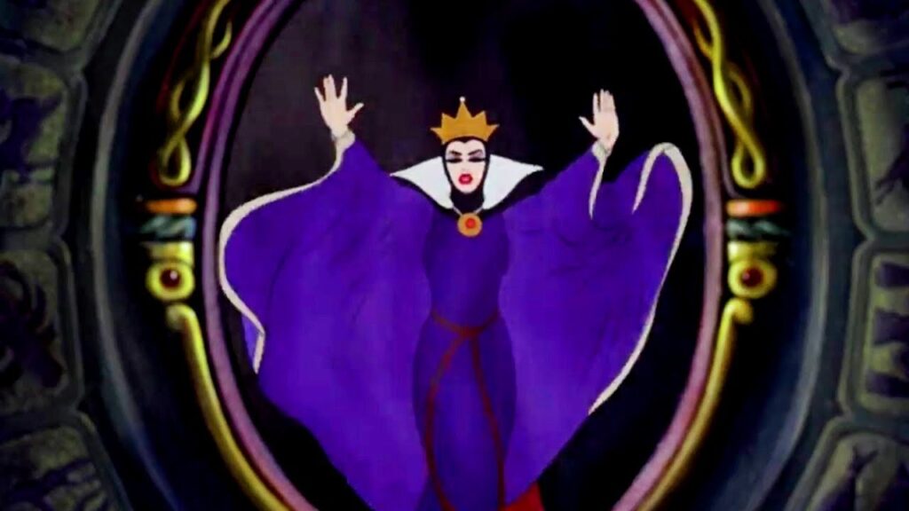 Rainha Má e o Espelho Mágico em Branca de Neve e os Sete Anões (Reprodução)
