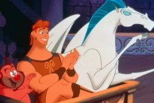 Phil, Hércules e Pégaso em Hércules (Reprodução / Disney)