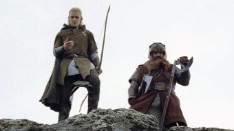 Legolas (Orlando Bloom) e Gimli (John Rhys-Davies) em O Senhor dos Anéis (Reprodução)