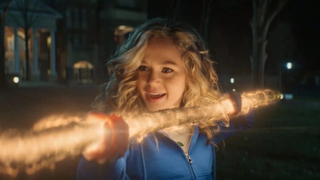 Brec Bassinger como Courtney Whitmore em Stargirl (Reprodução / DC)