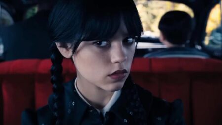 Jenna Ortega como Wanda Addams em Wandinha