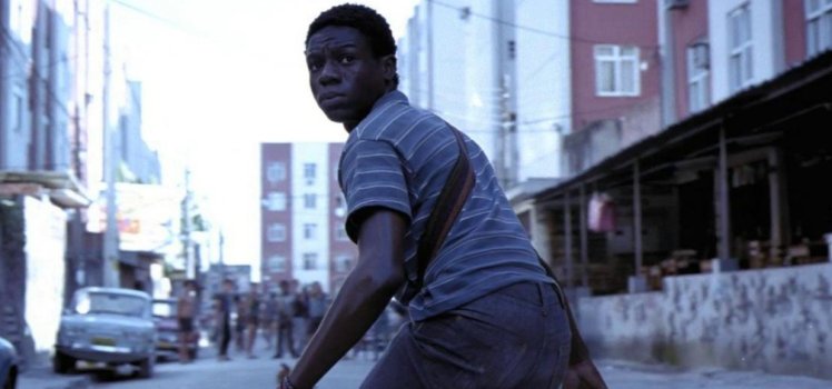 Cidade de Deus: Birra com franceses tornou spin-off uma realidade 2 Alexandre Rodrigues em cena de Cidade de Deus