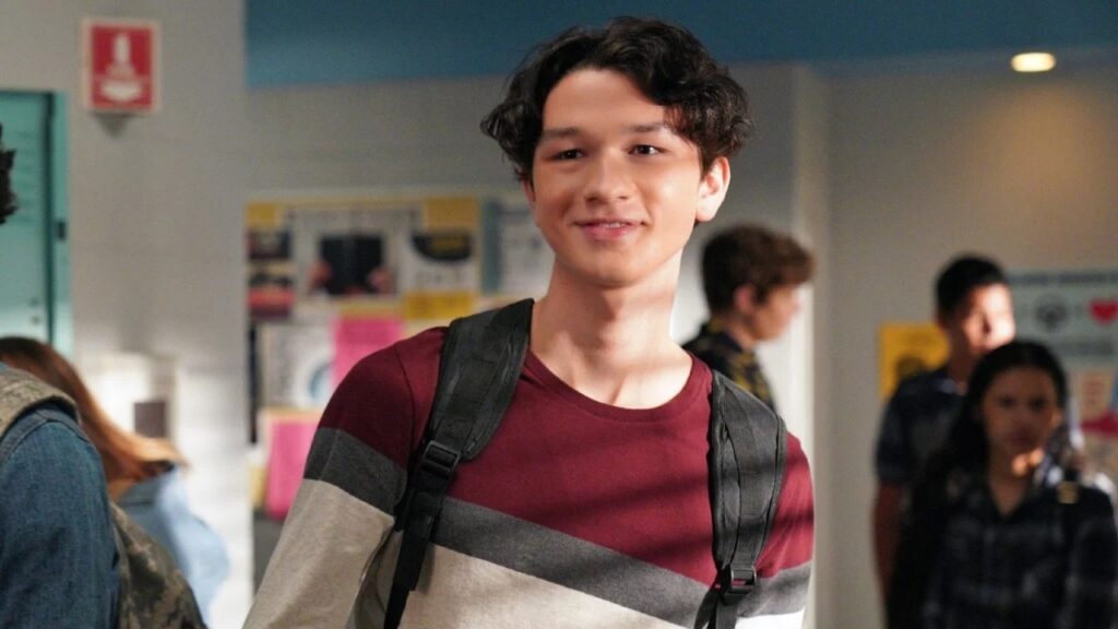 Ator espera voltar para segunda temporada de Percy Jackson Charlie Bushnell 23122022