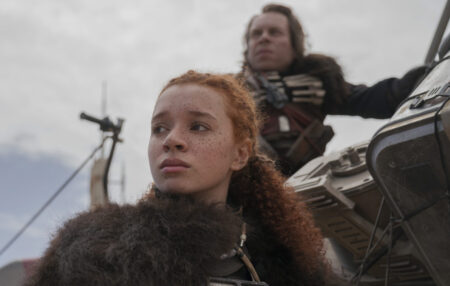 Erin Kellyman como Jade em cena de Willow