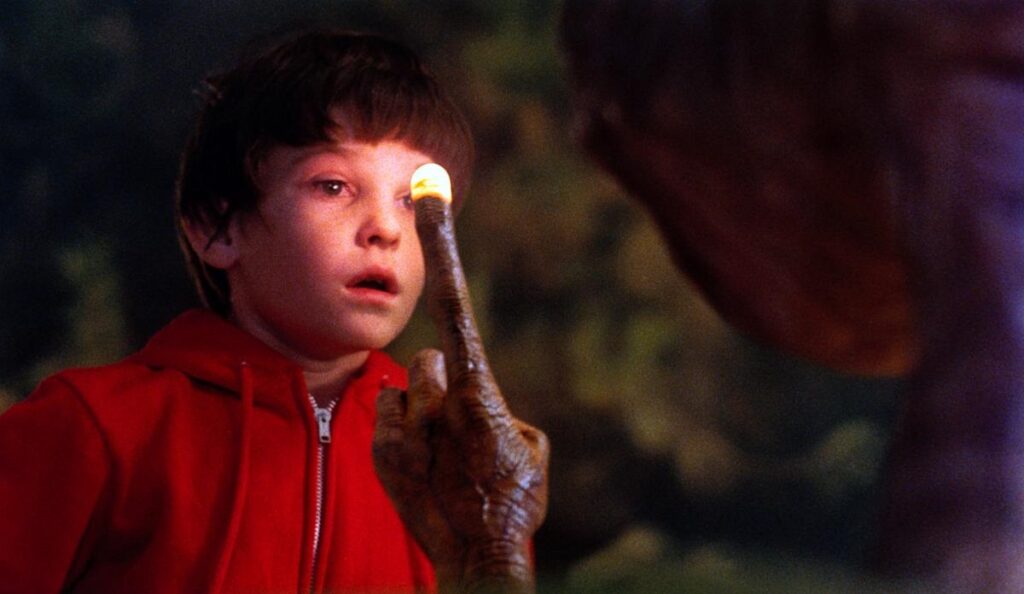 Henry Thomas em E.T. O Extraterrestre (Reprodução)