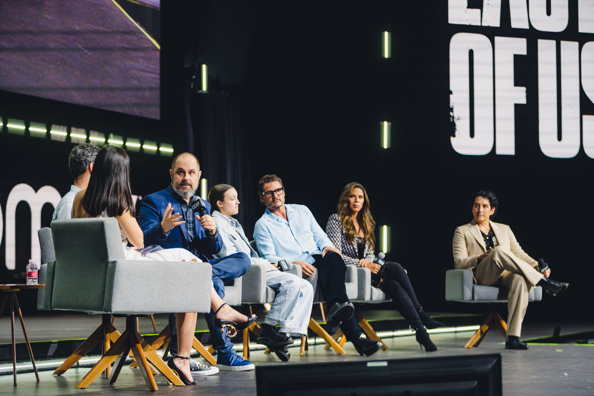 Elenco de The Last of Us na CCXP22 (Reprodução)