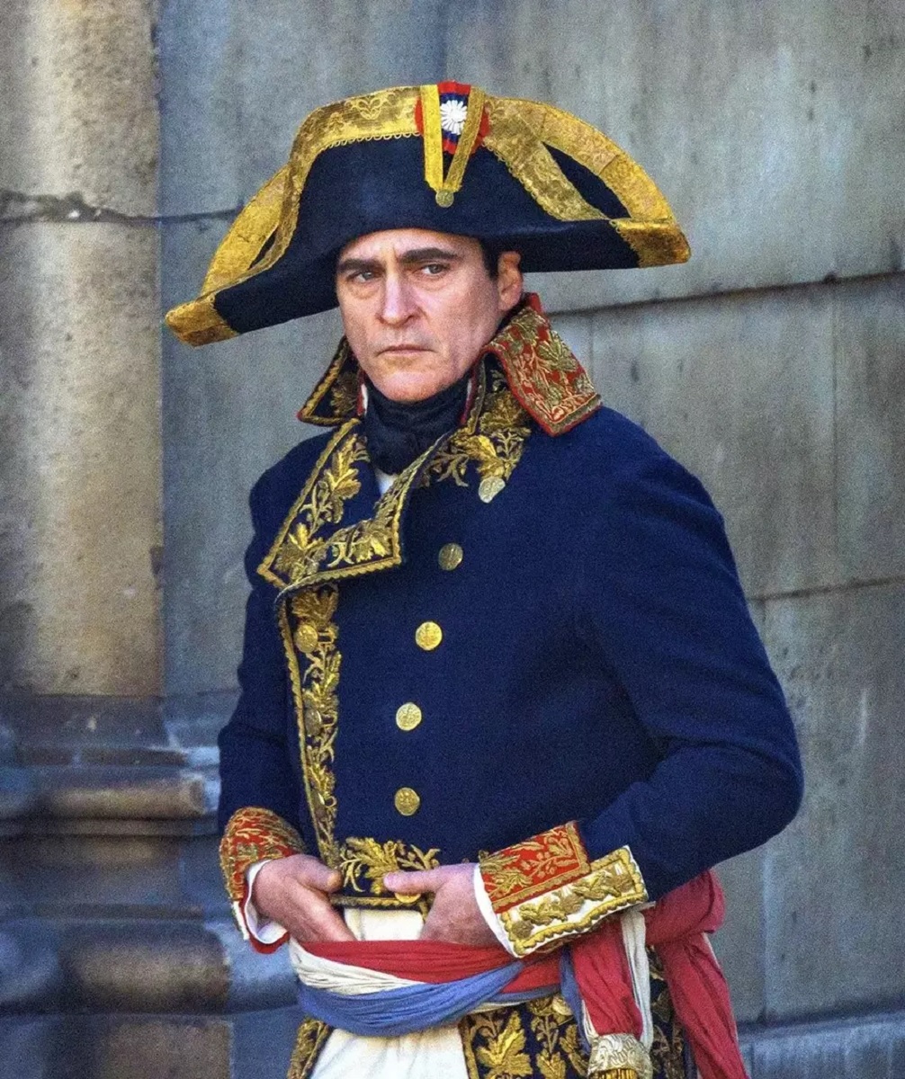 Joaquin Phoenix fez com que Ridley Scott reescrevesse Napoleão 2 Joaquin Phoenix em Napoleão