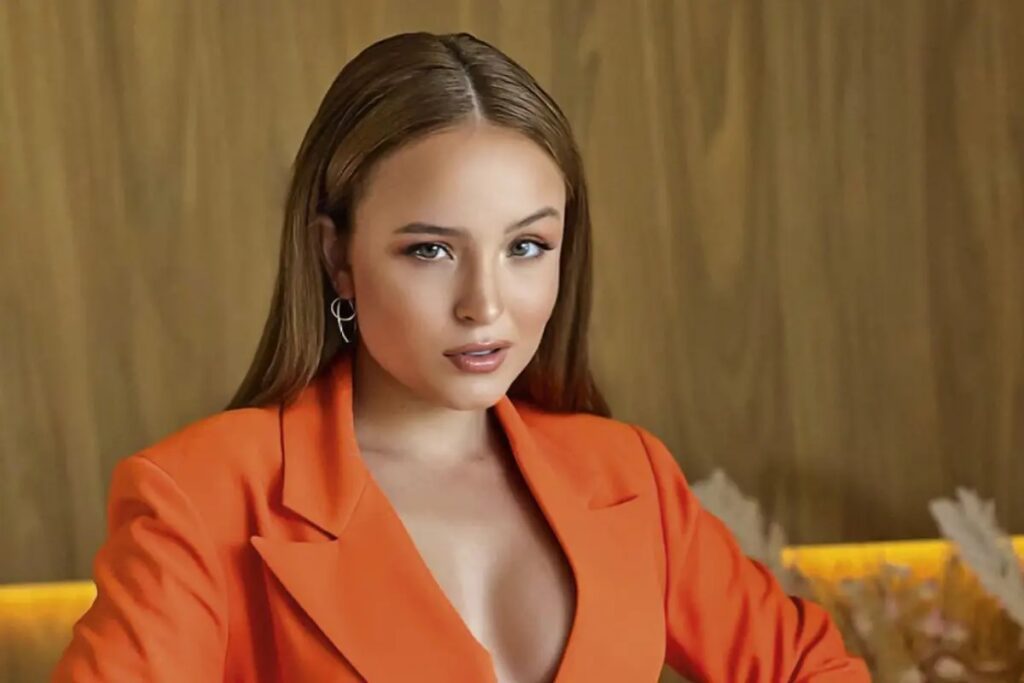 Sem convite para novela, Larissa Manoela se dedicará ao streaming Larissa Manoela