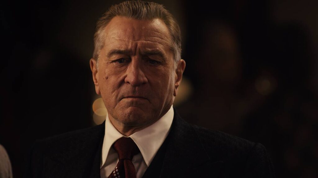 Robert De Niro em cena de O Irlandês