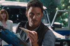 Chris Pratt como Owen em Jurassic World: O Mundo dos Dinossauros
