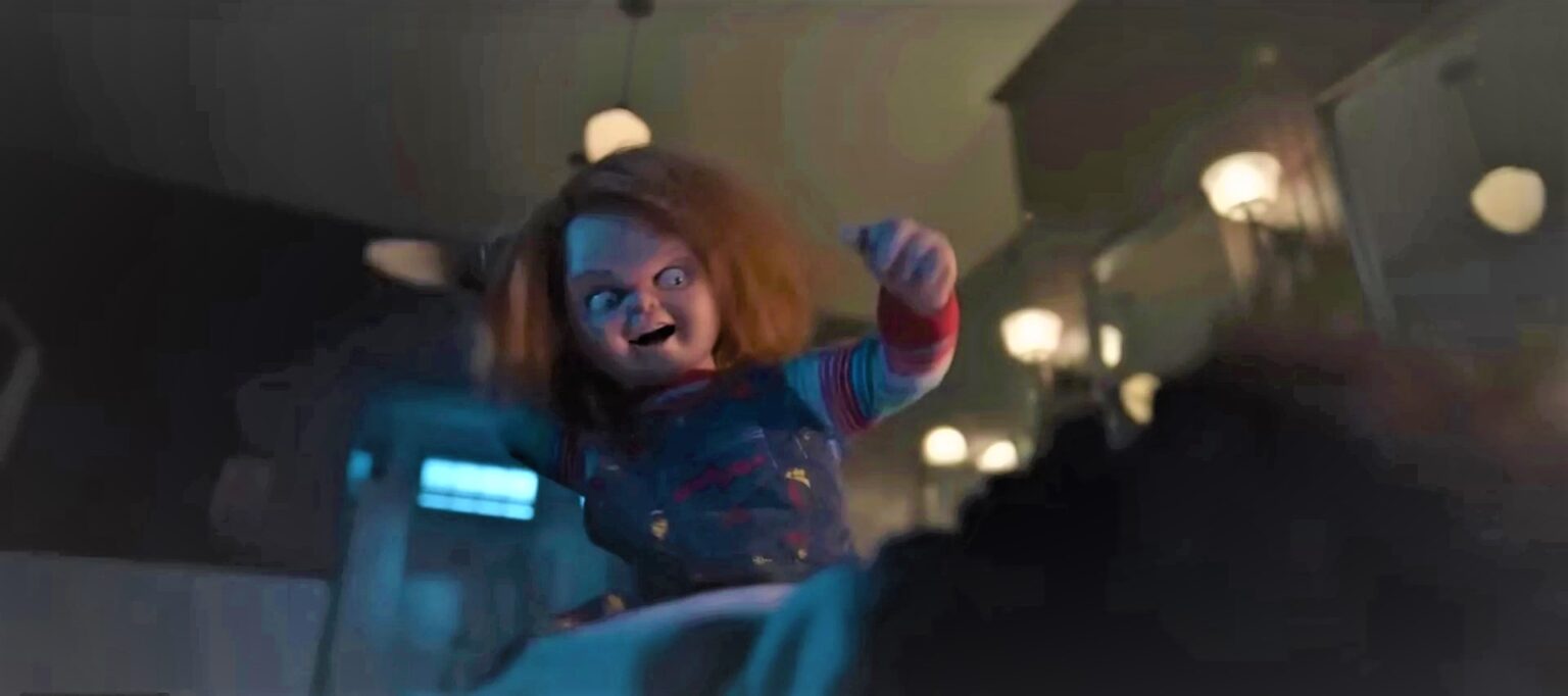 Violenta e divertida, série Chucky é o ponto mais alto de Brinquedo Assassino Cena do trailer da 2ª temporada de Chucky (Reprodução)