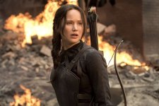 Jennifer Lawrence como Katniss na franquia Jogos Vorazes (Reprodução)