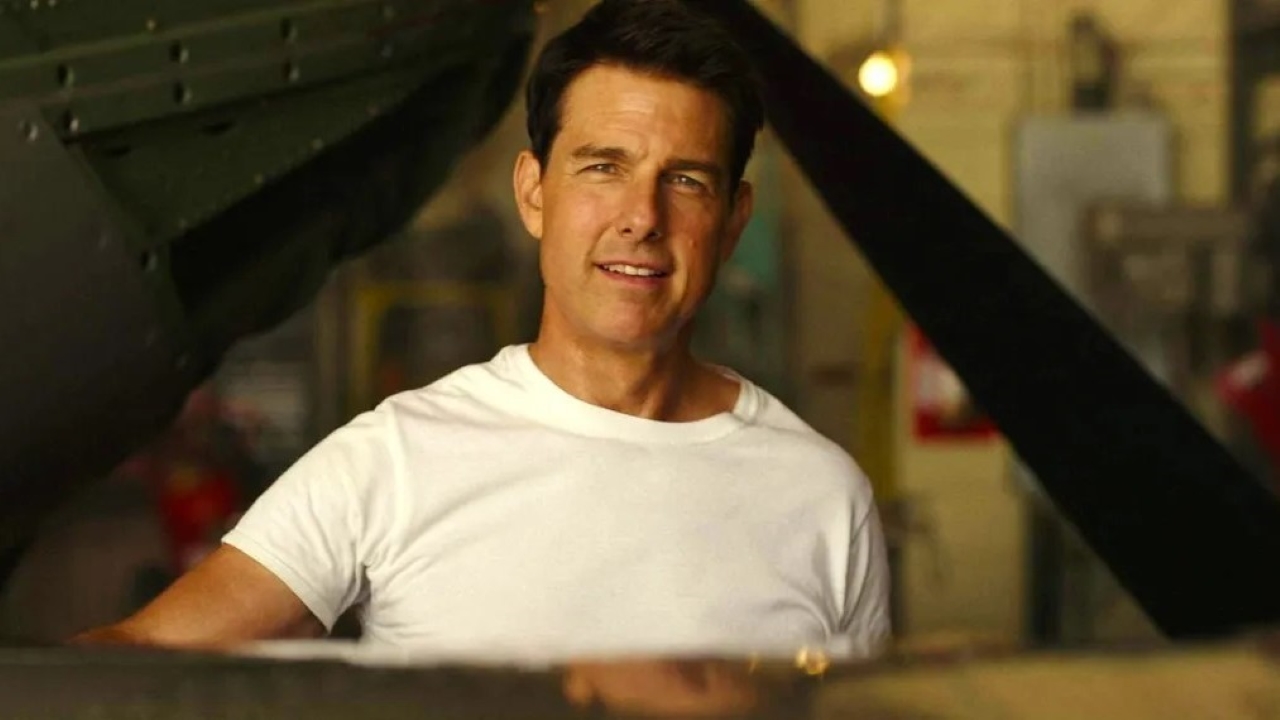 Tom Cruise como Pete "Maverick" Mitchell em Top Gun: Maverick