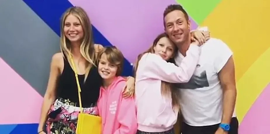 Gwyneth Paltrow, Chris Martin and the Kids (Instagram Reproduction)