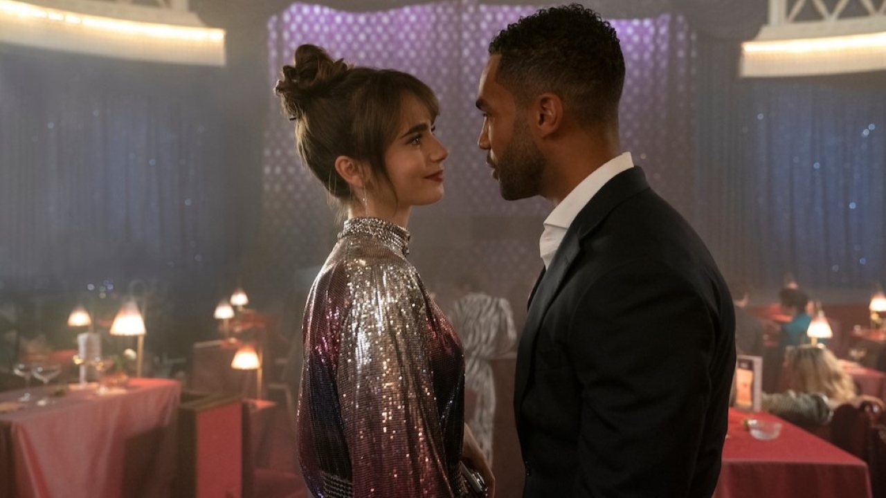 Emily em Paris: Amor de Alfie por Emily acabou? 1 Lily Collins como Emily e Lucien Laviscount como Alfie em Emily em Paris