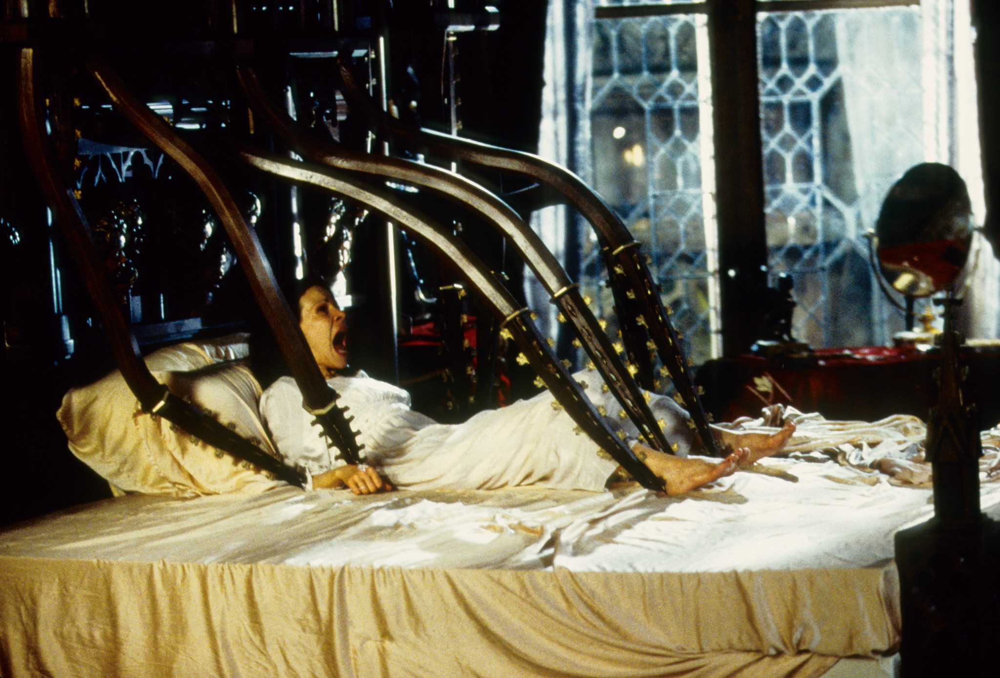 Lili Taylor como Eleanor em A Casa Amaldiçoada (Divulgação)