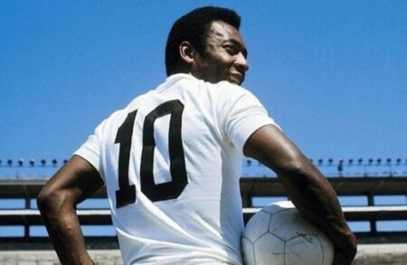 Pelé em Pelé Eterno