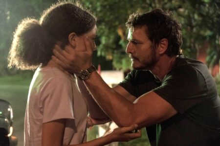 The Last Of Us – 1ª Temporada Nico Parker como Sarah e Pedro Pascal como Joel em The Last of Us
