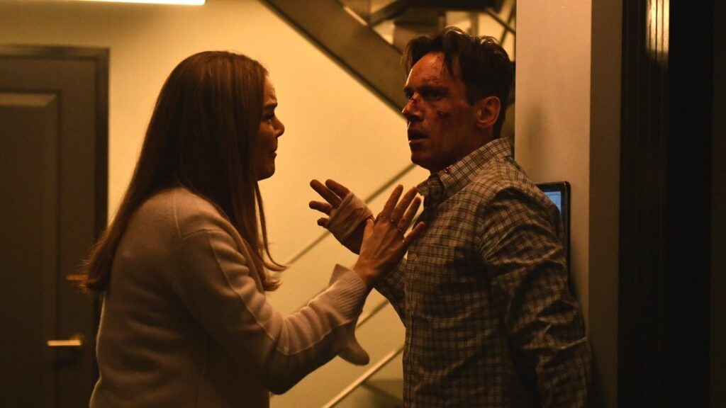 O Mundo dos Esquecidos Jonathan Rhys Meyers como Noah e Alejandra Rivera Flaviá Alejandra Rivera Flaviá como Gina em O Mundo dos Esquecidos