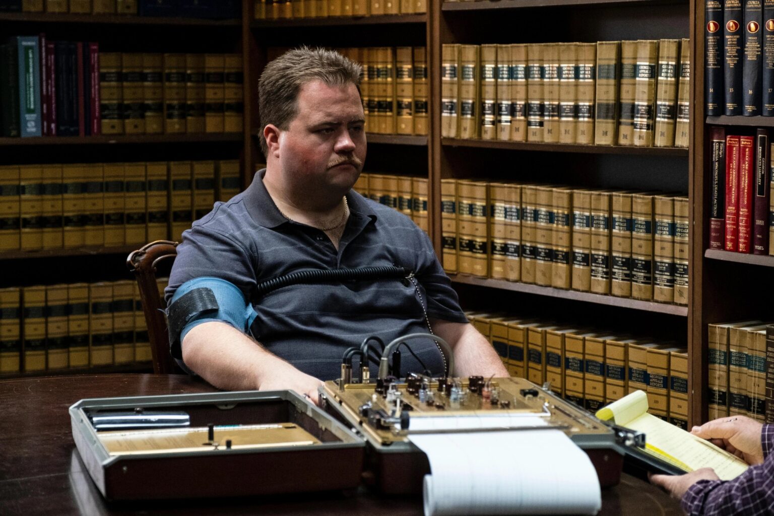 O Caso Richard Jewell Paul Walter Hauser como Richard Jewell em O Caso Richard Jewell