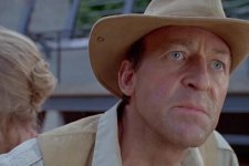 Robert Muldoon (Bob Peck) em Jurassic Park (Reprodução)