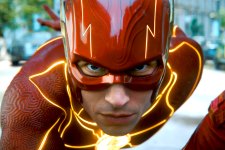 Ezra Miller como Flash em The Flash