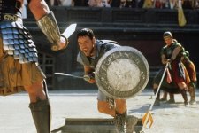 Russel Crowe como Maximus em Gladiador (Reprodução)