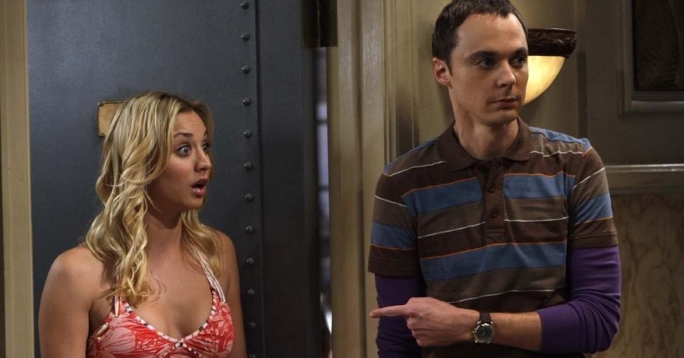 Penny (Kaley Cuoco) e Sheldon (Jim Parsons) em The Big Bang Theory (Reprodução)