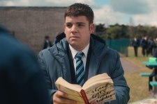Isaac (Tobie Donovan) em Heartstopper (Reprodução / Netflix)