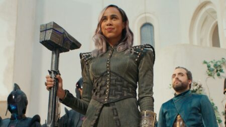 Estrela de As Marvels revela final alternativo chocante Dar-Benn (Zawe Ashton) em As Marvels (Reprodução / Marvel)