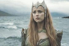 Amber Heard como Mera em Aquaman (Reprodução / DC)
