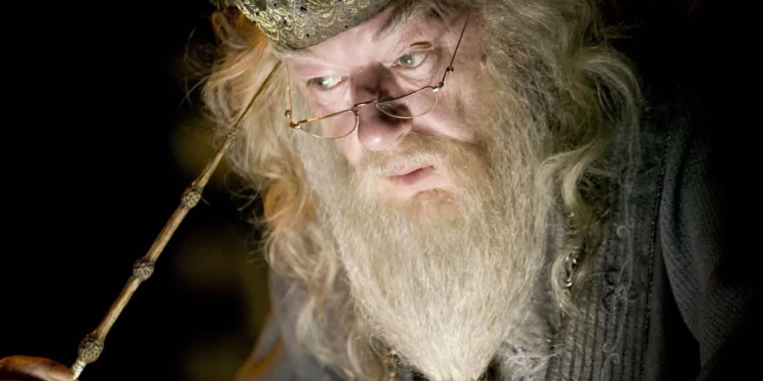 albus dumbledore using the elder wand in the harry potter movies