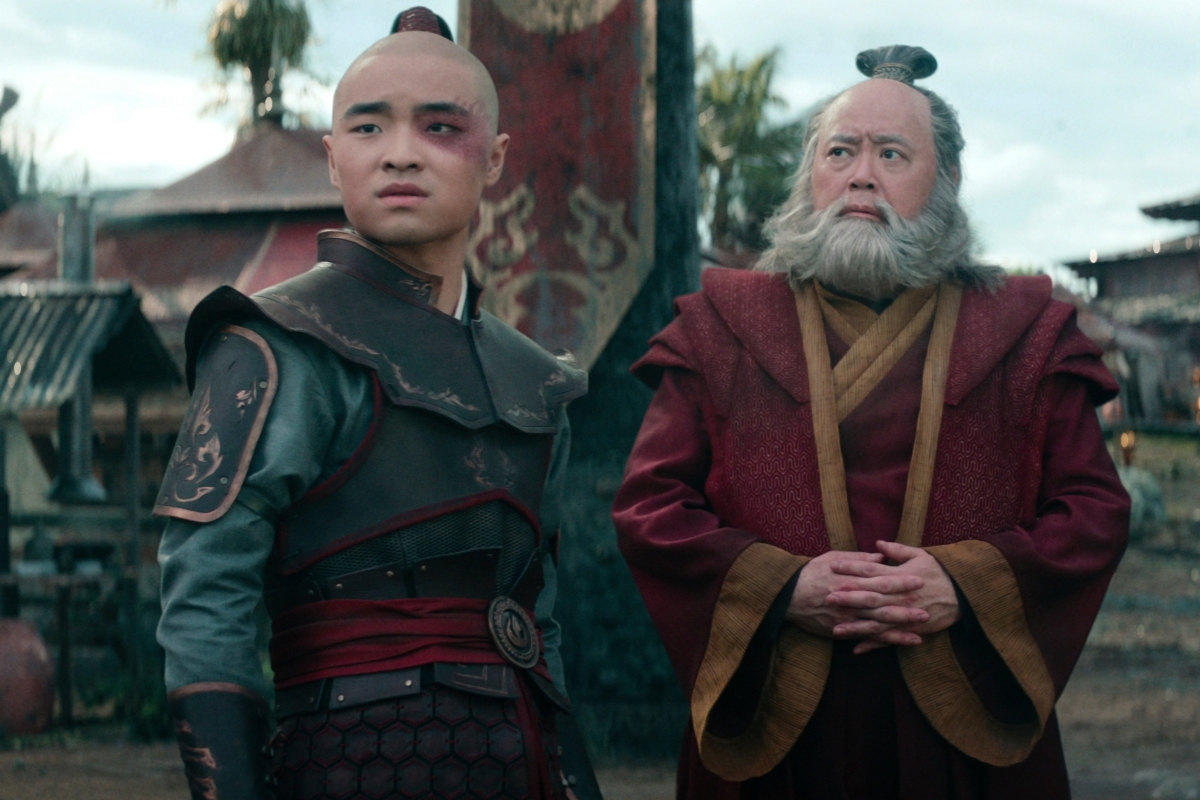 Dallas Liu, Paul Sun-Hyung Lee em Avatar: O Último Mestre do Ar (Divulgação / Netflix)