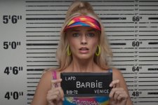 Margot Robbie em cena de Barbie (Reprodução / Warner Bros.)