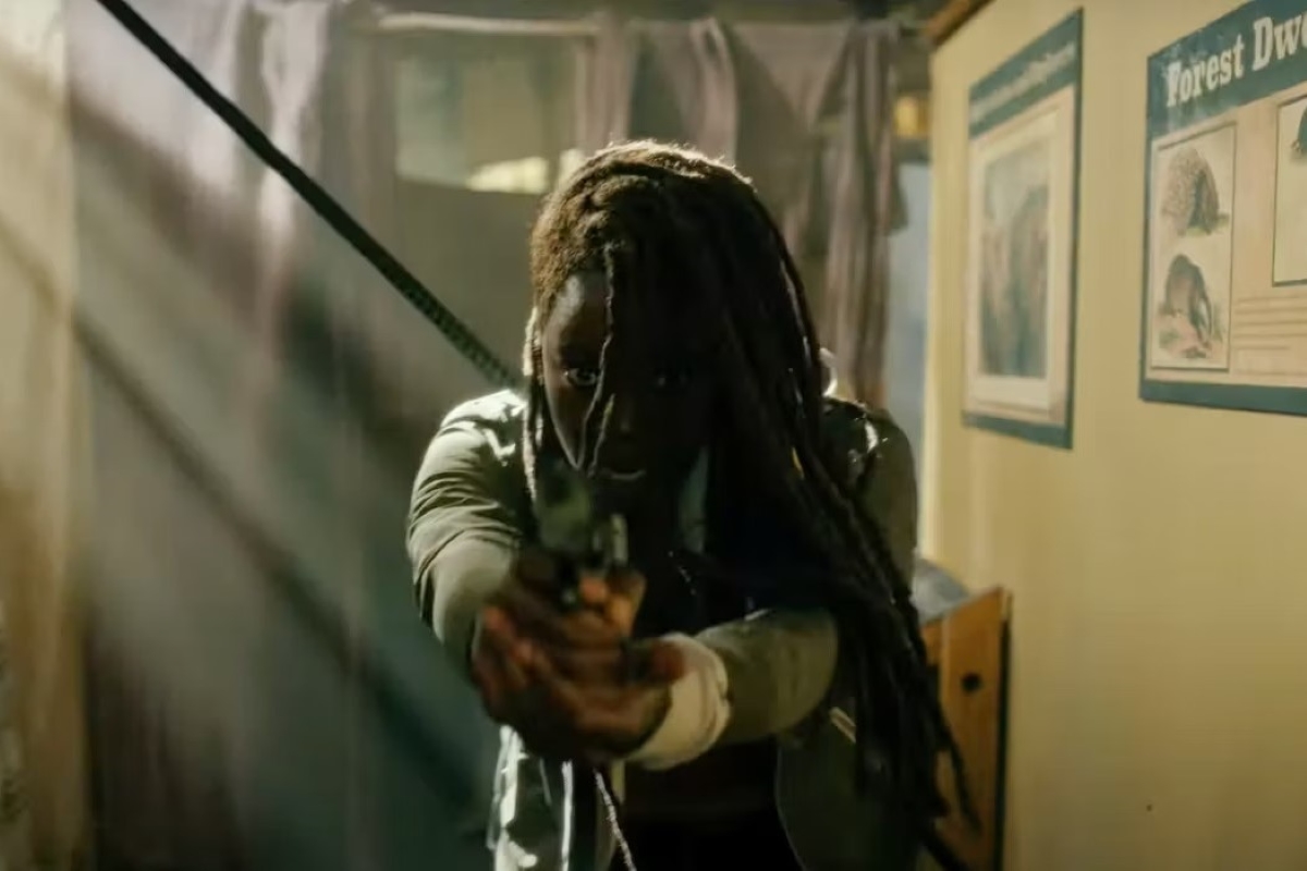 Danai Gurira como Michonne em The Walking Dead: The Ones Who Live (Reprodução)