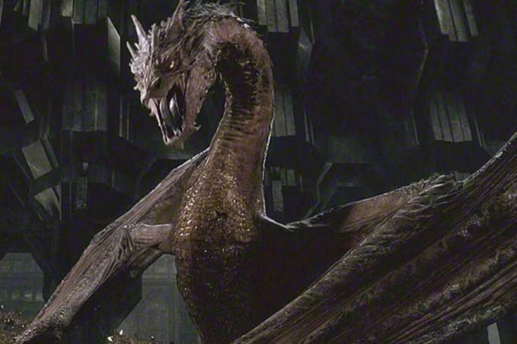 Filmes com dragões para assistir nos streamings Smaug em O Hobbit (Reprodução)